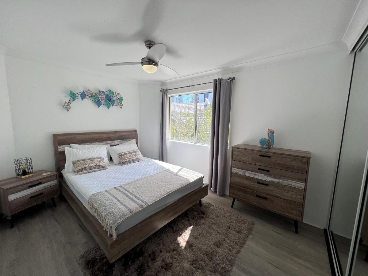 Aparthotel Surfers Del Rey à Gold Coast Extérieur photo
